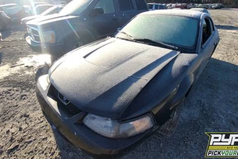 Photo of 2000 Ford Mustang