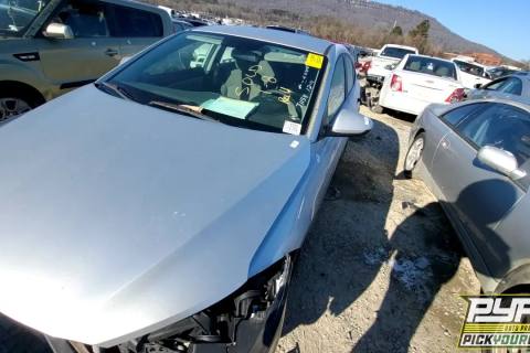 Photo of 2018 Hyundai Elantra