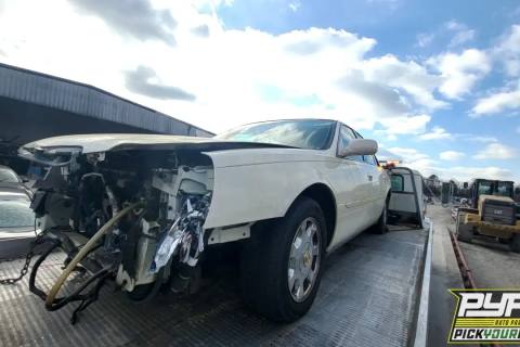 Photo of 2001 Cadillac Deville
