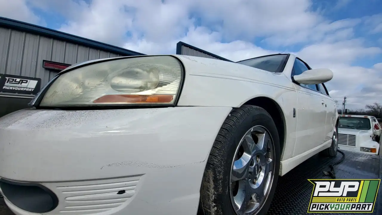 Photo of 2005 Saturn L300