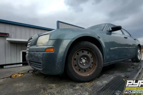 Photo of 2005 Chrysler 300