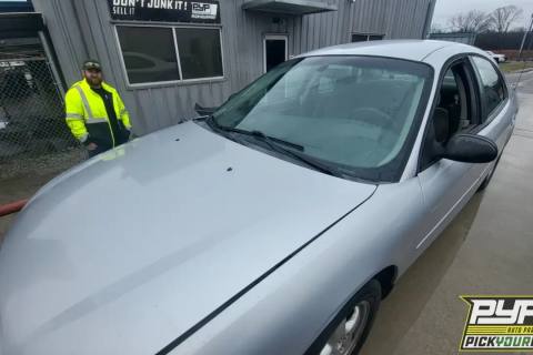 Photo of 2007 Ford Taurus
