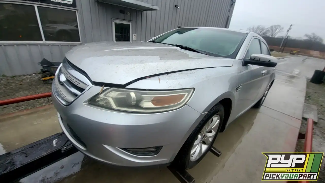 Photo of 2010 Ford Taurus
