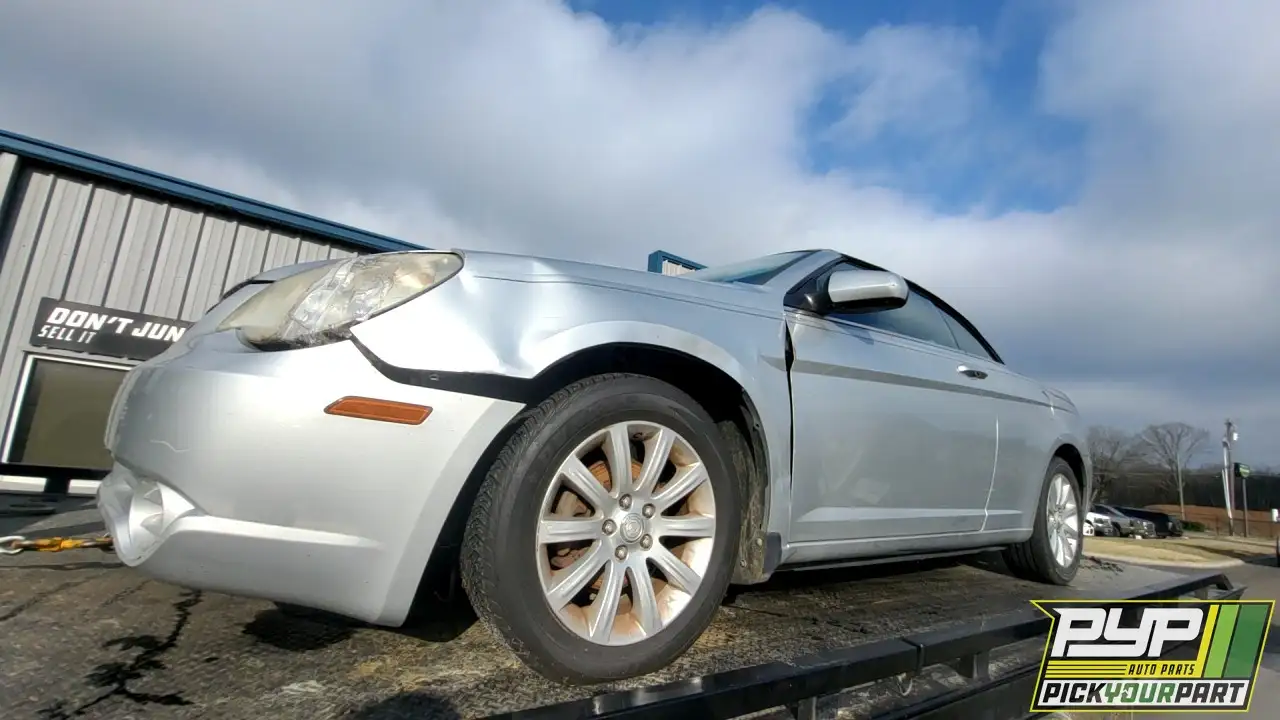Photo of 2010 Chrysler Sebring