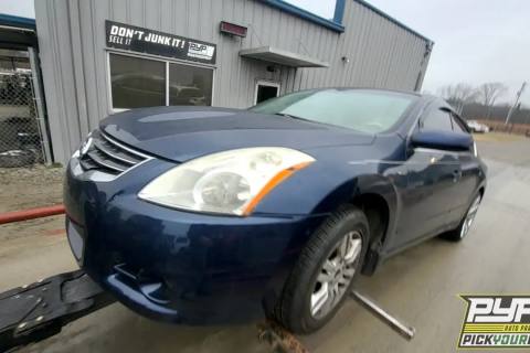 Photo of 2011 Nissan Altima