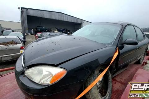 Photo of 2001 Ford Taurus