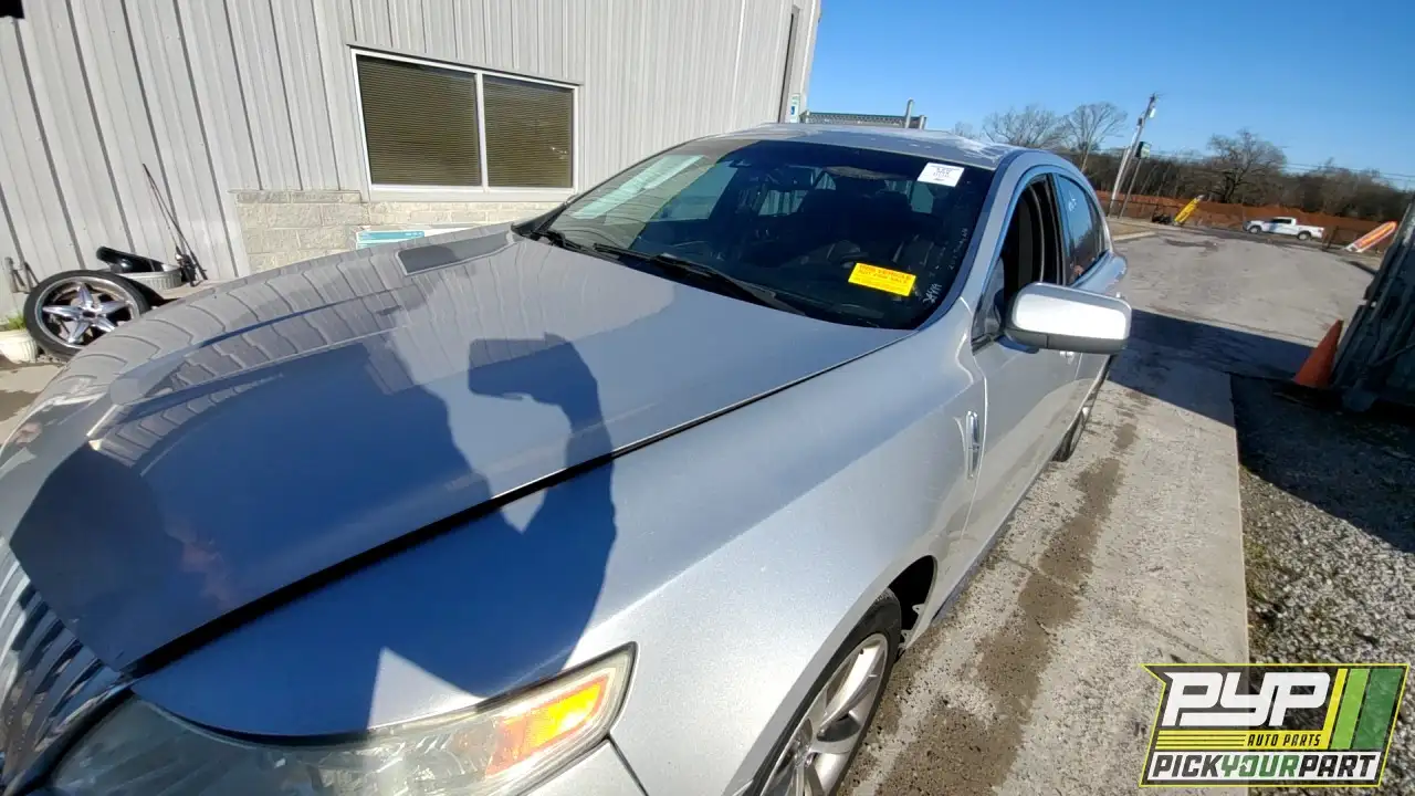 Photo of 2009 Lincoln Mks