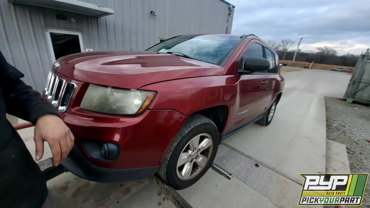 Photo of 2015 Jeep Compass