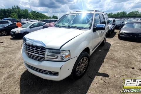 Photo of 2008 Lincoln Navigator