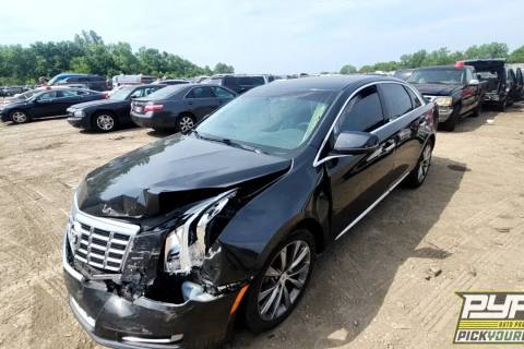Photo of 2013 Cadillac Xts