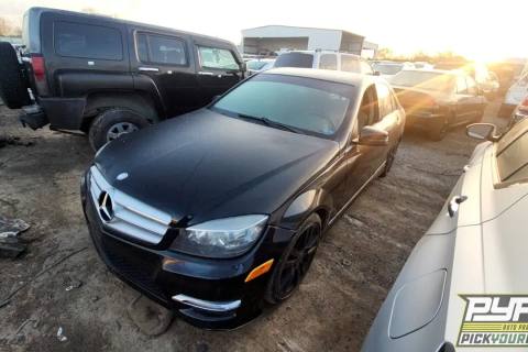 Photo of 2011 Mercedes-Benz C300