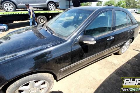 Photo of 2002 Mercedes-Benz C240