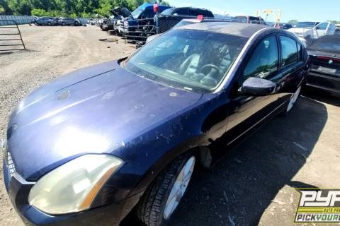 Photo of 2004 Nissan Maxima