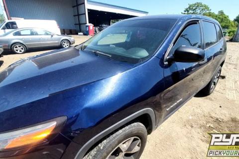 Photo of 2014 Jeep Cherokee
