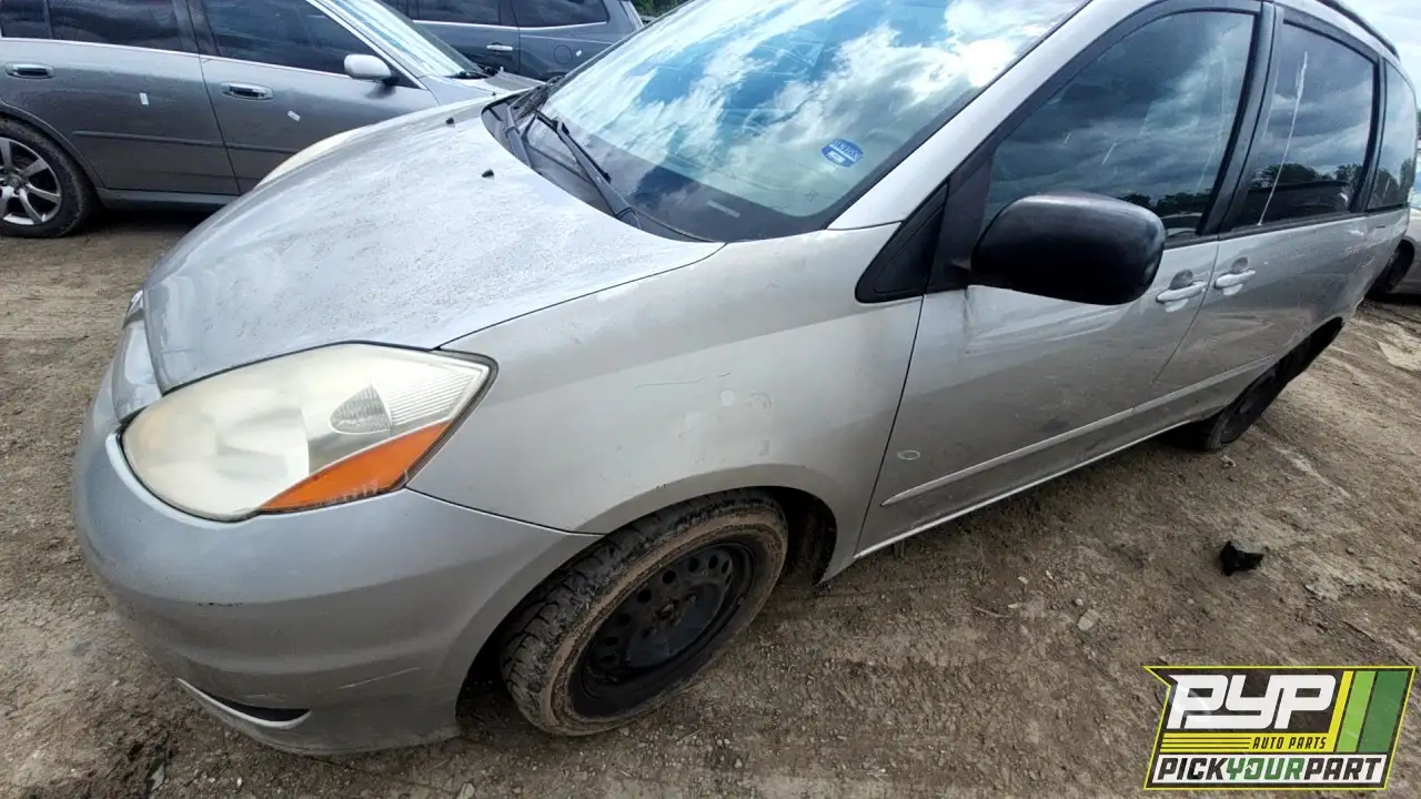 Photo of 2008 Toyota Sienna
