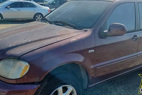 Photo of 1999 Mercedes-Benz Ml430