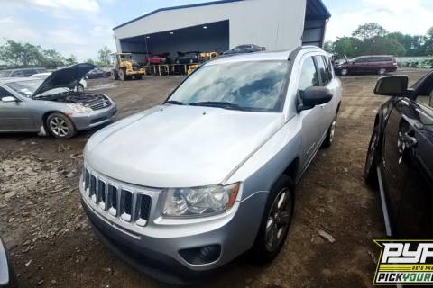 Photo of 2012 Jeep Compass