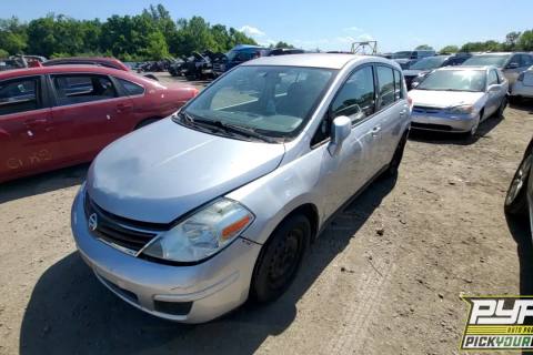 Photo of 2010 Nissan Versa