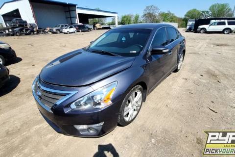 Photo of 2013 Nissan Altima