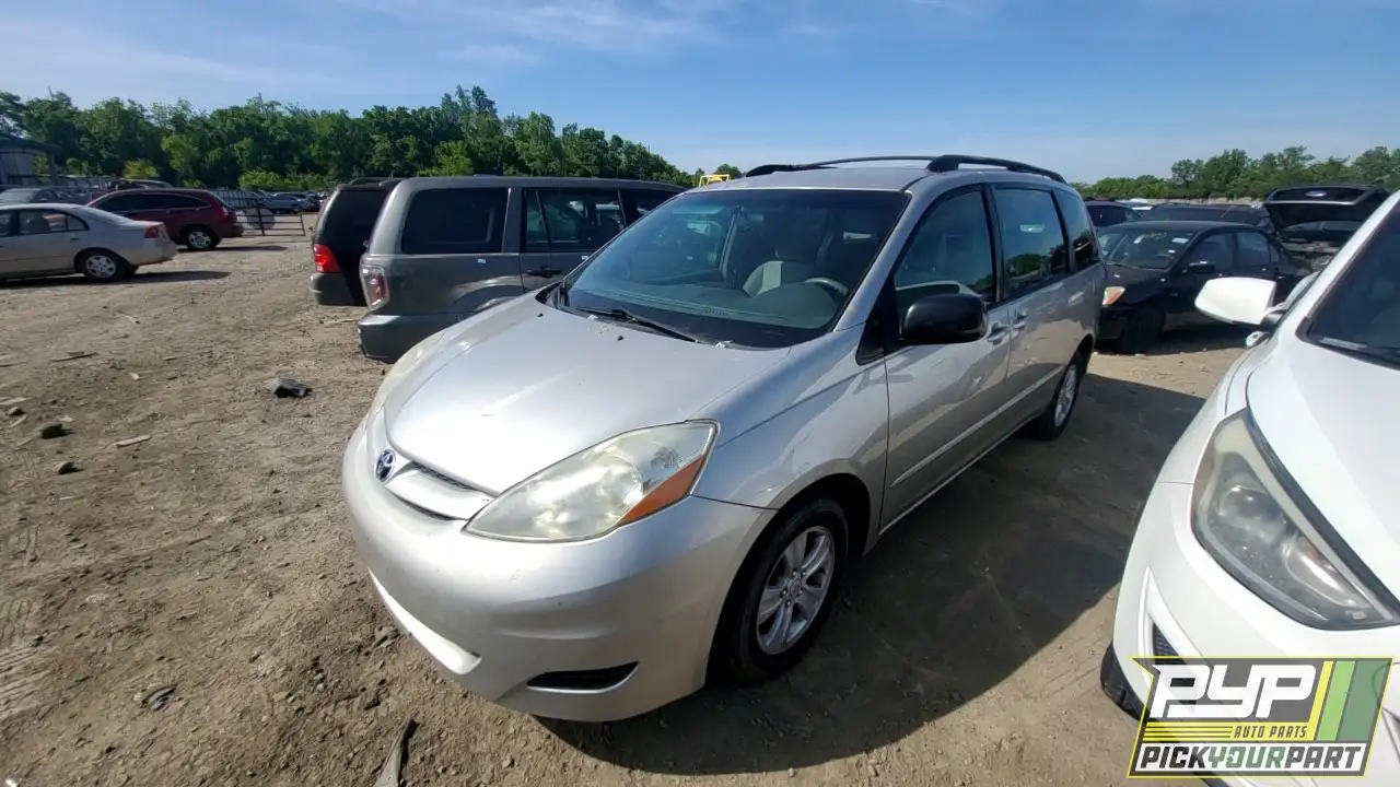 Photo of 2007 Toyota Sienna