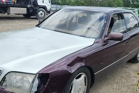 Photo of 1998 Lexus Ls400