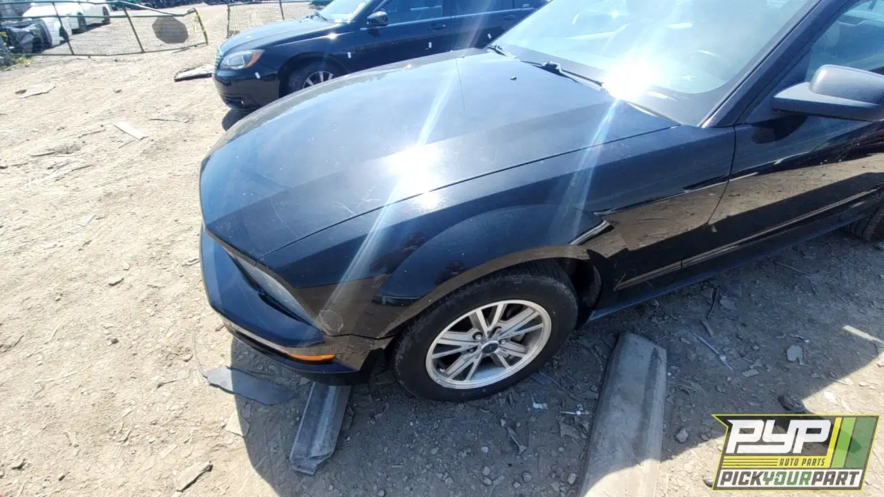 Photo of 2005 Ford Mustang
