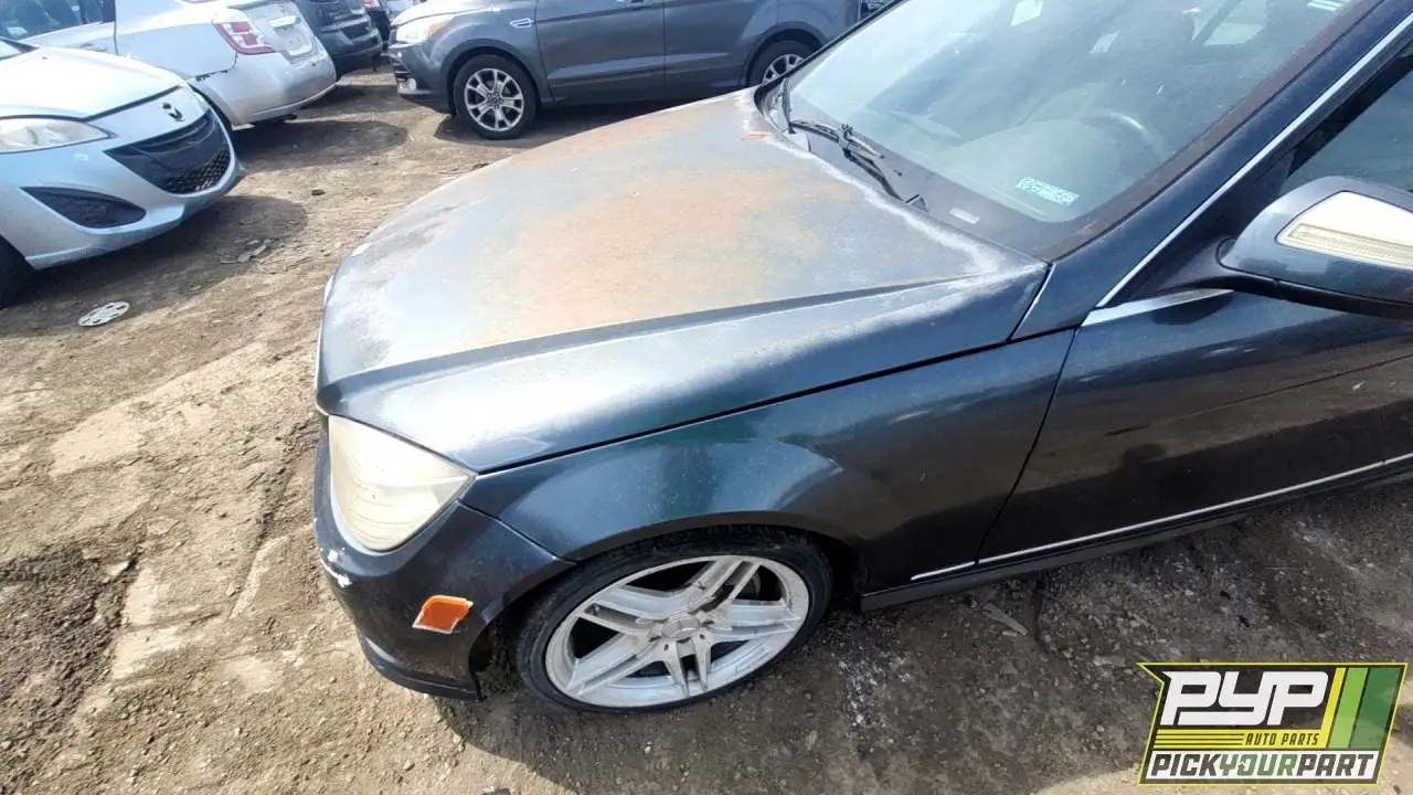Photo of 2009 Mercedes-Benz C300