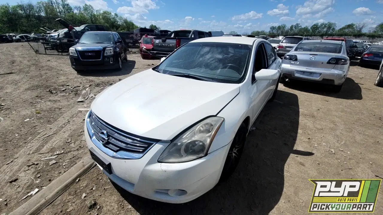 Photo of 2011 Nissan Altima