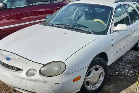 Photo of 1996 Ford Taurus