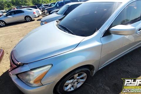 Photo of 2014 Nissan Altima