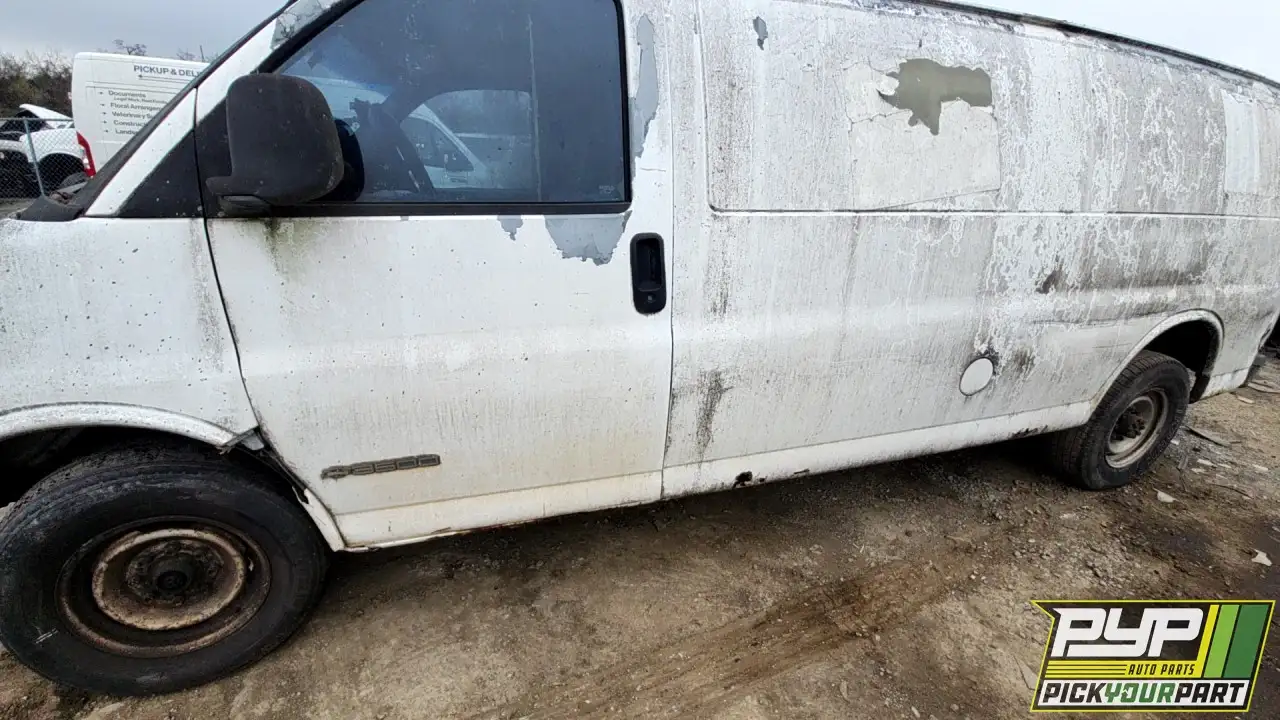 Photo of 2002 Chevrolet Express 3500