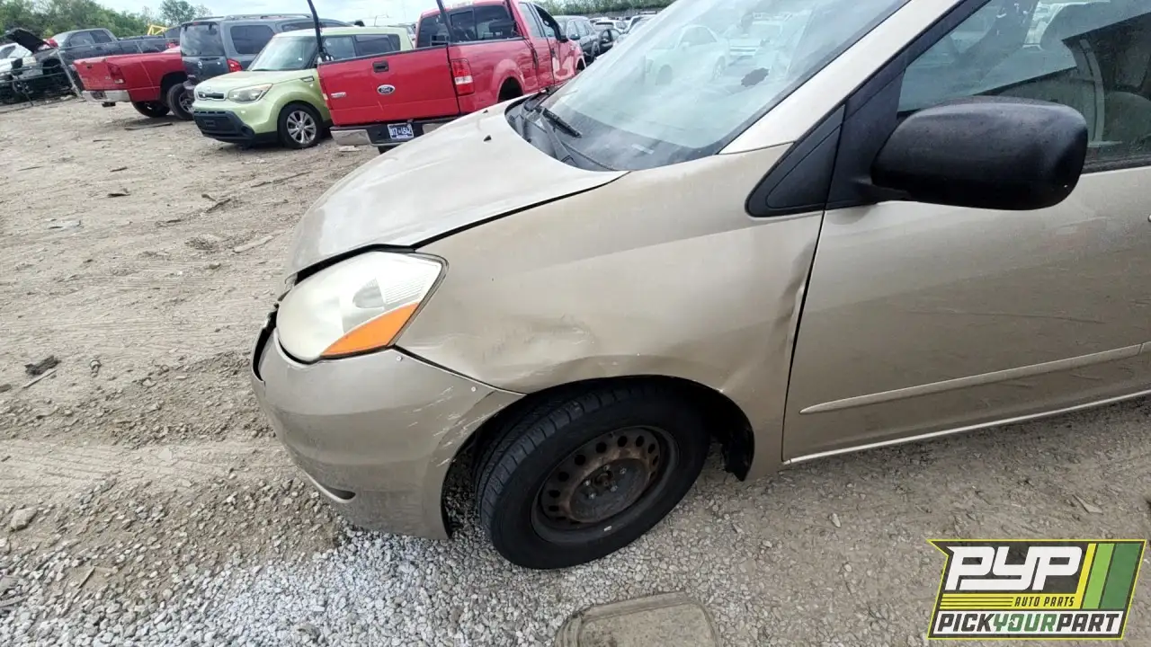 Photo of 2010 Toyota Sienna