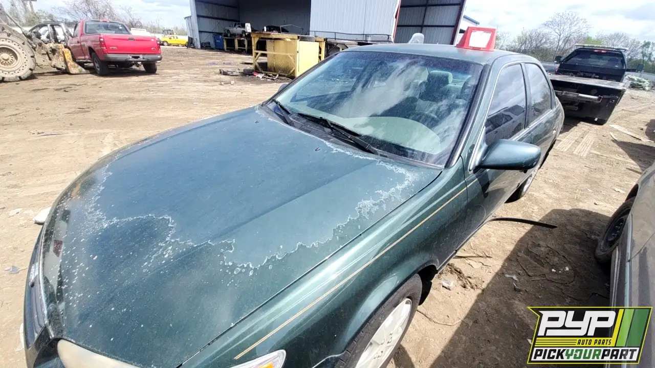 Photo of 2000 Toyota Camry