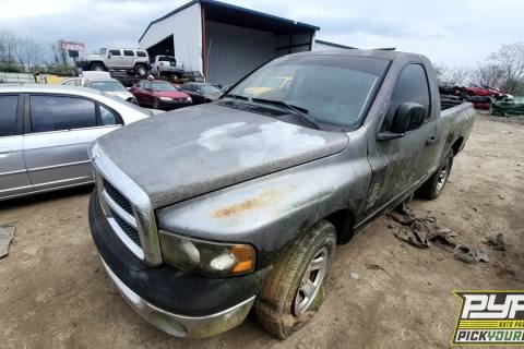 Photo of 2002 Dodge Ram 1500