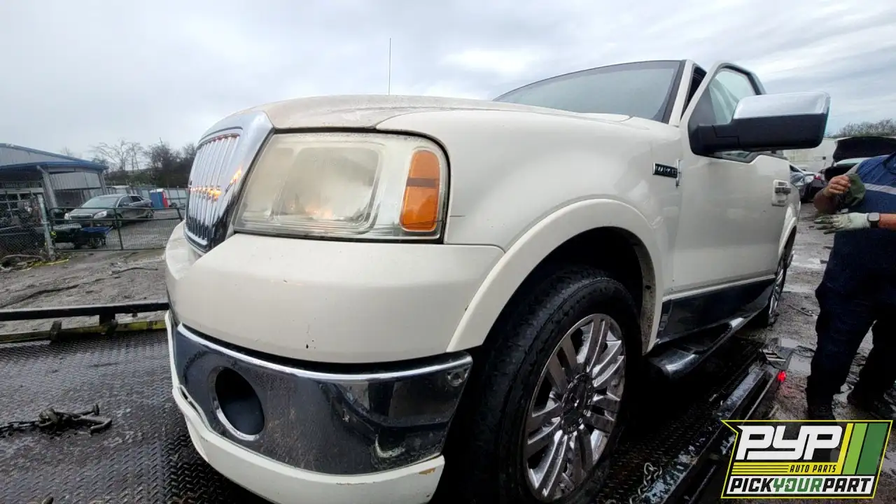 Photo of 2007 Lincoln Mark Lt