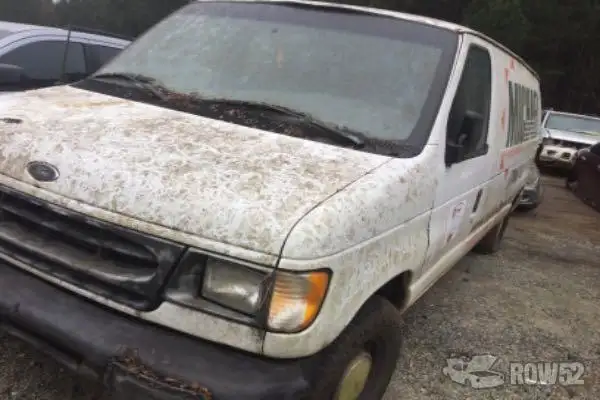 Photo of 2001 Ford Econoline