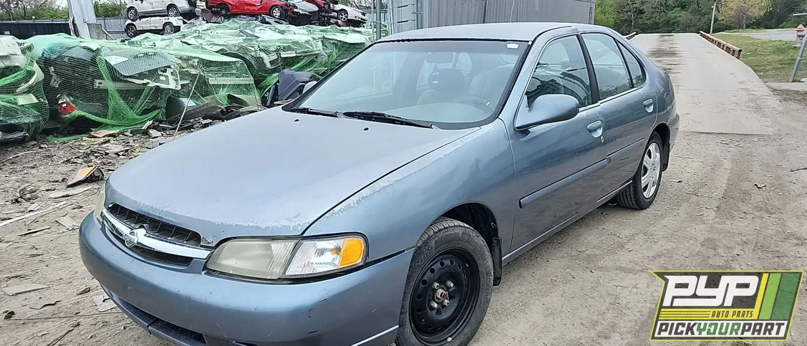 Photo of 1999 Nissan Altima