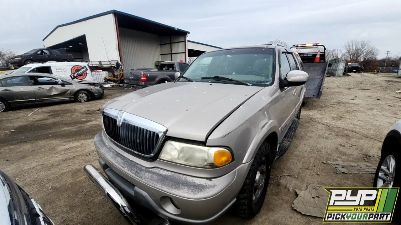 Photo of 2000 Lincoln Navigator