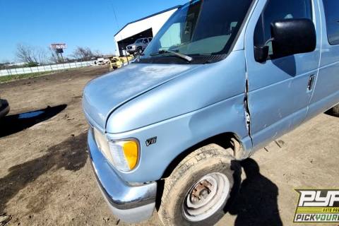 Photo of 2000 Ford E-350 Super Duty