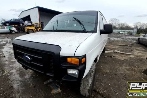 Photo of 2008 Ford E-150