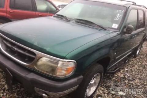 Photo of 1999 Ford Explorer