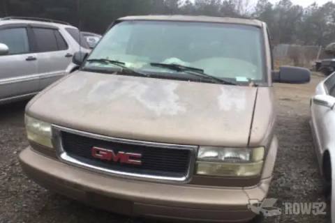 Photo of 1998 GMC Safari