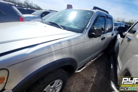 Photo of 2010 Ford Explorer Sport Trac