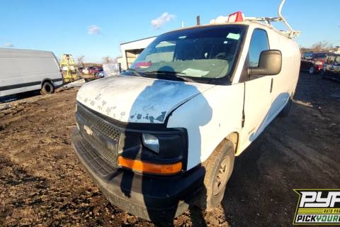 Photo of 2005 Chevrolet Express 2500