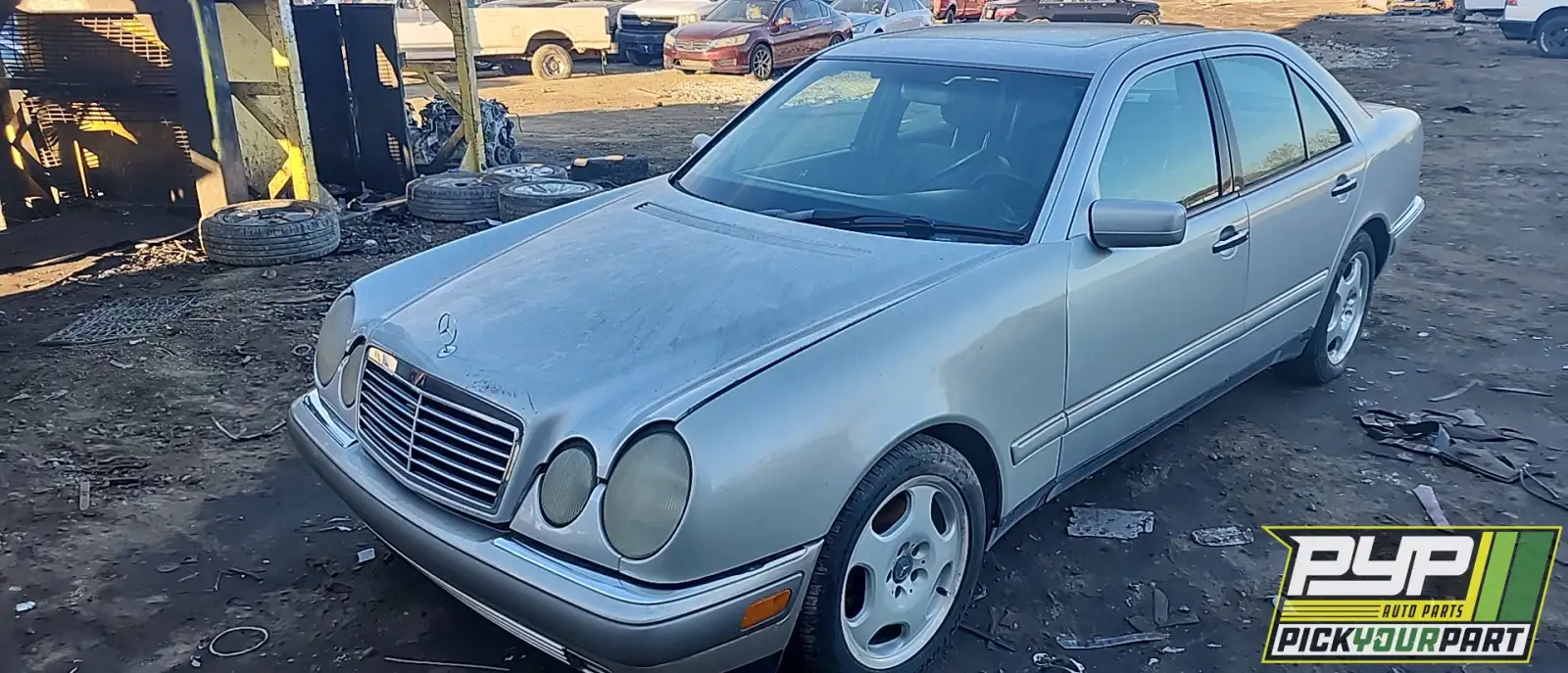 Photo of 1999 Mercedes-Benz E320