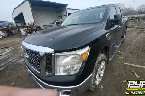 Photo of 2016 Nissan Titan Xd