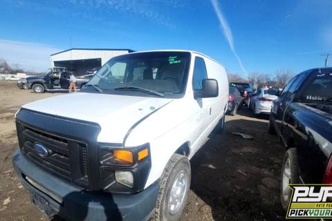 Photo of 2011 Ford E-250