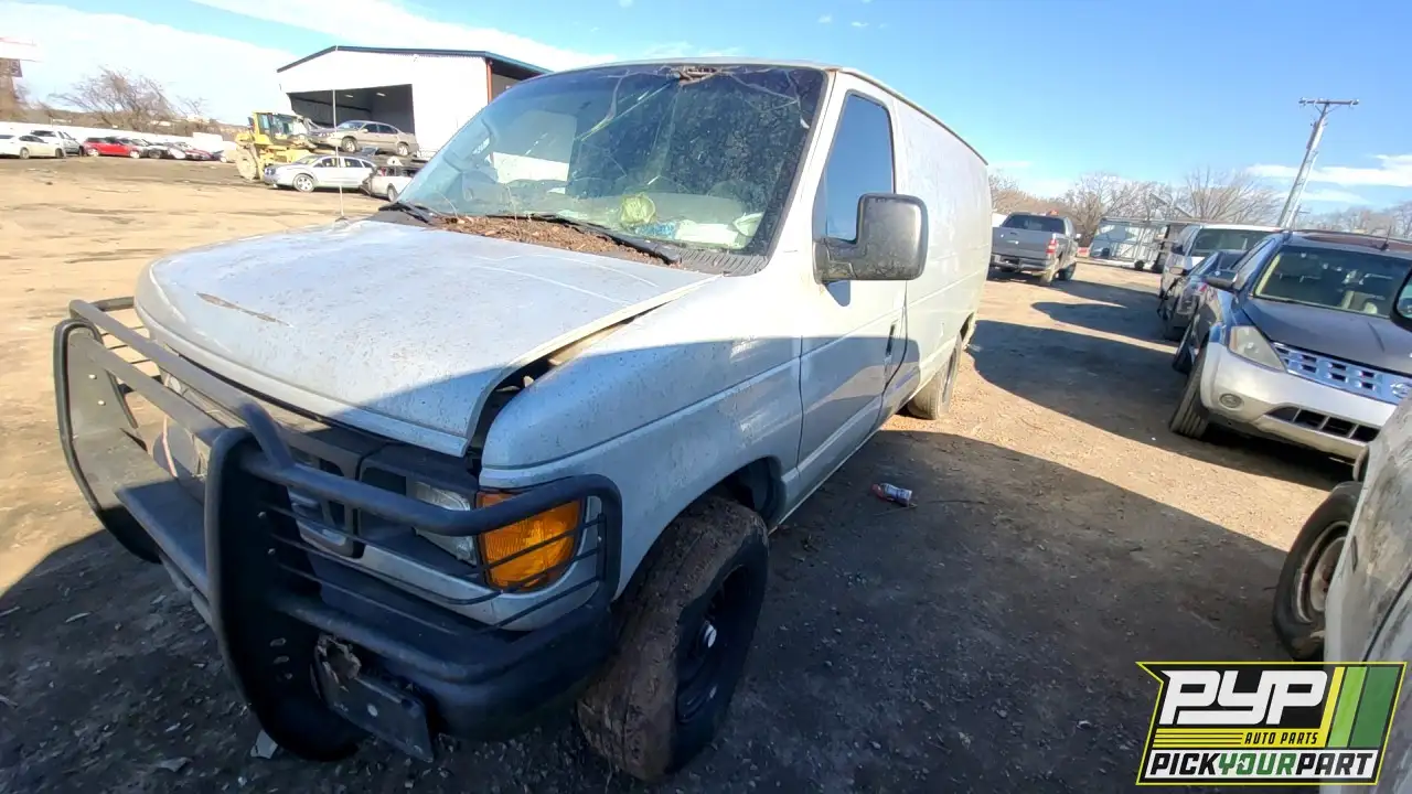 Photo of 2004 Ford E-250
