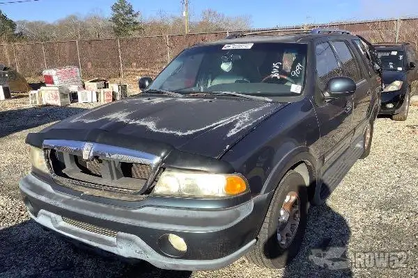 Photo of 1999 Lincoln Navigator