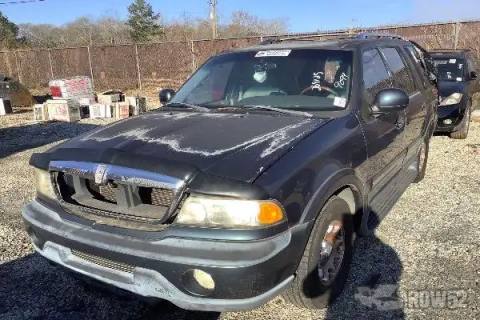 Photo of 1999 Lincoln Navigator